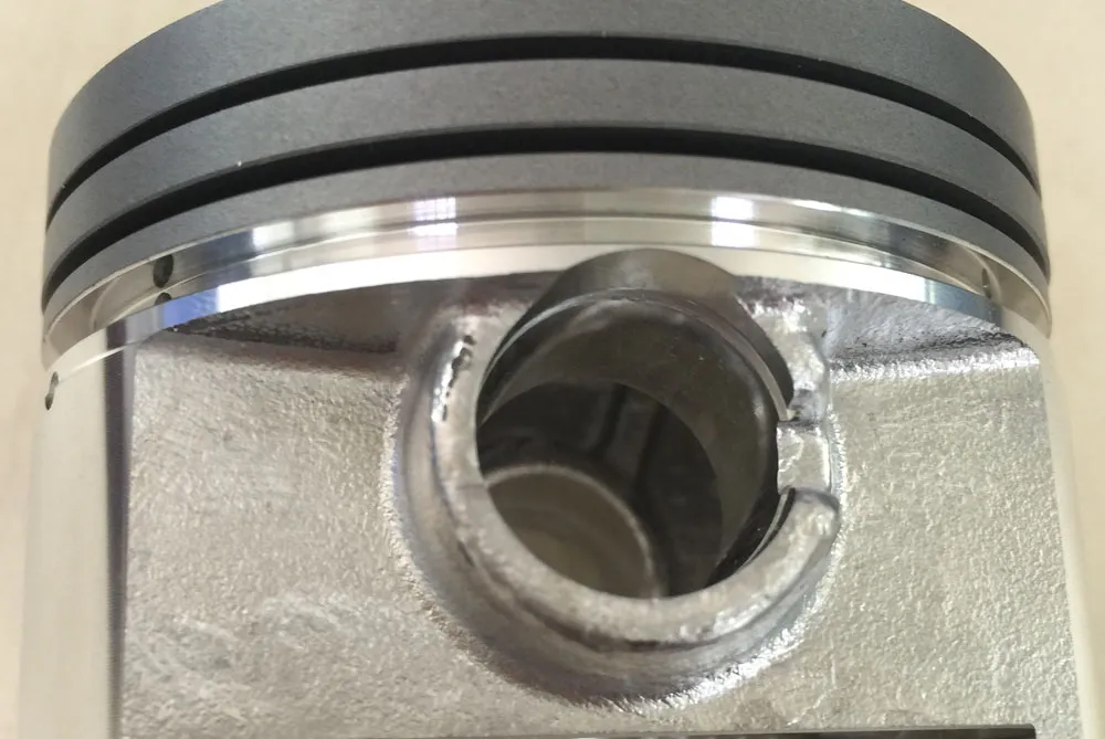 Aluminum permanent mold piston